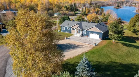 2 Lakeshore Avenue Englehart ON P0J 1B0