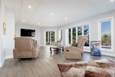 2 Lakeshore Avenue Englehart ON P0J 1B0
