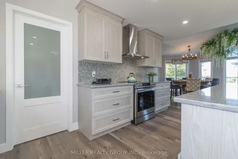 2 Lakeshore Avenue Englehart ON P0J 1B0