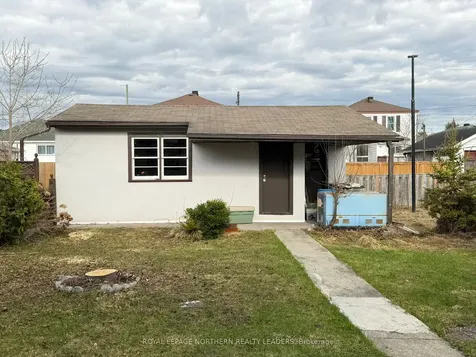 424 Maple Street S Timmins ON P4N 1Z8