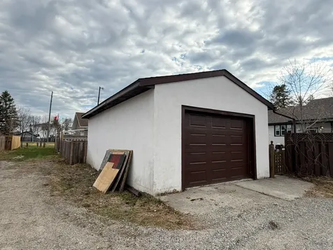 424 Maple Street S Timmins ON P4N 1Z8