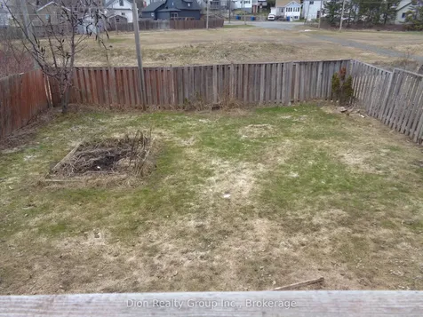 28 Premier Avenue W Kirkland Lake ON P2N 2S6
