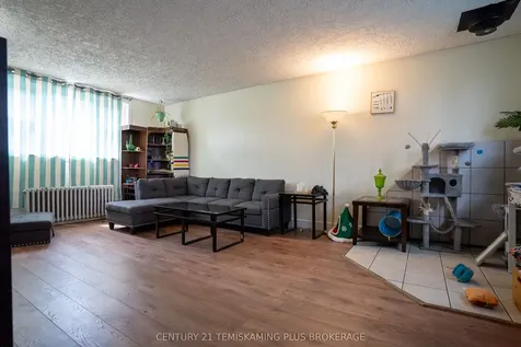 512 Probyn Street Temiskaming Shores ON P0J 1K0