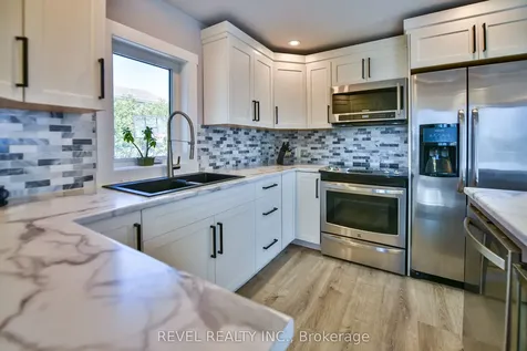 49 Rea Street N Timmins ON P4N 4Z5
