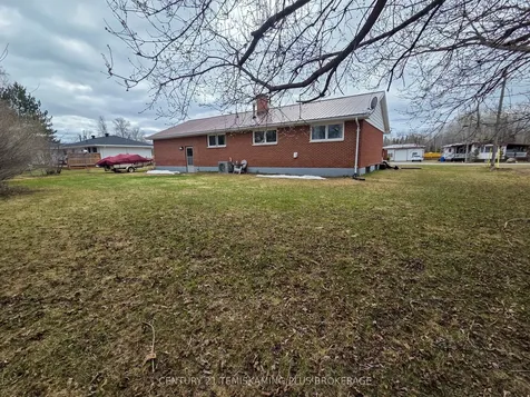 8 Browns Road Englehart ON P0J 1H0