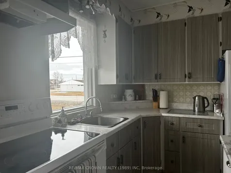 37 Leonard Moonbeam Avenue N Kapuskasing ON P0L 1V0