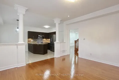 21 Frobischer Drive Brampton ON L6R 0L4