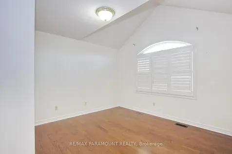 21 Frobischer Drive Brampton ON L6R 0L4