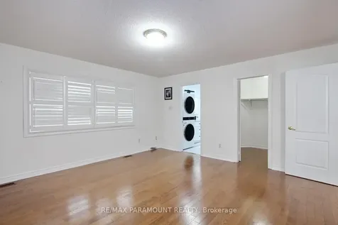 21 Frobischer Drive Brampton ON L6R 0L4