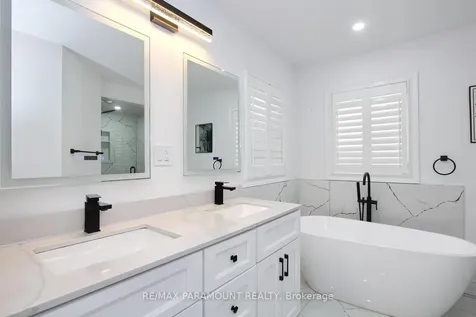 21 Frobischer Drive Brampton ON L6R 0L4