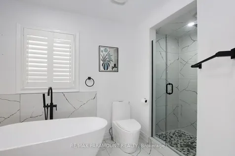 21 Frobischer Drive Brampton ON L6R 0L4