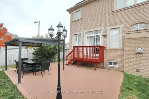 21 Frobischer Drive Brampton ON L6R 0L4