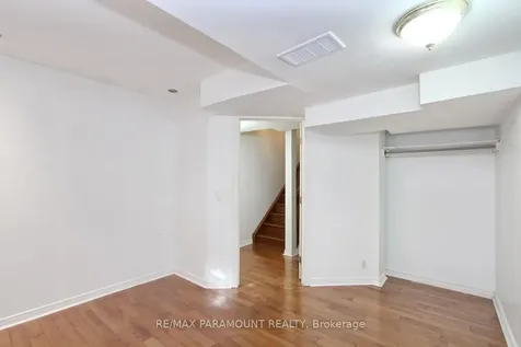 21 Frobischer Drive Brampton ON L6R 0L4