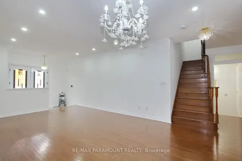 21 Frobischer Drive Brampton ON L6R 0L4