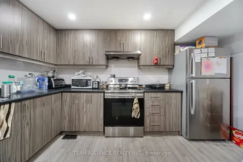 91 Valleyway Drive Brampton ON L6X 3C4