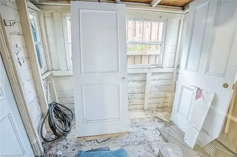 1441 Ontario Street Burlington ON L7S 1G5