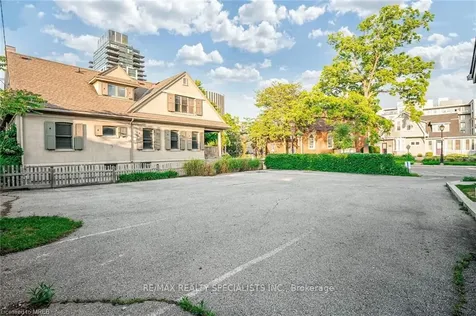 1441 Ontario Street Burlington ON L7S 1G5