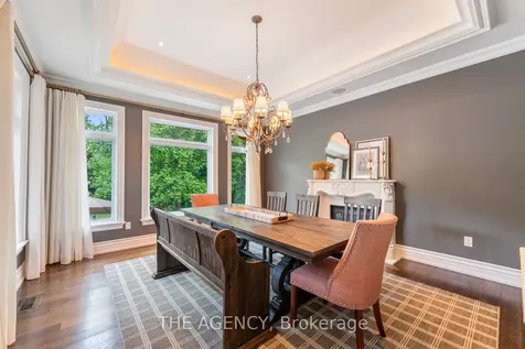 3064 Street Clair Avenue Burlington ON L7N 1L3