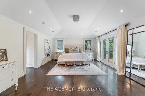 3064 Street Clair Avenue Burlington ON L7N 1L3