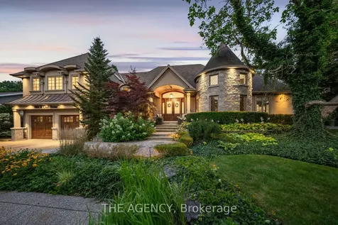 3064 Street Clair Avenue Burlington ON L7N 1L3