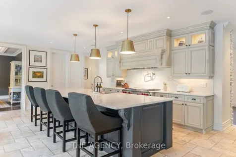 3064 Street Clair Avenue Burlington ON L7N 1L3