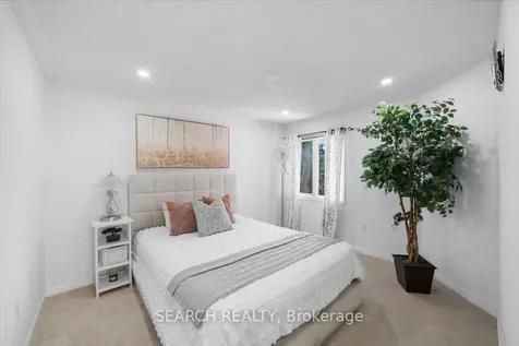 73 Wooliston Brampton ON L6Y 4J4