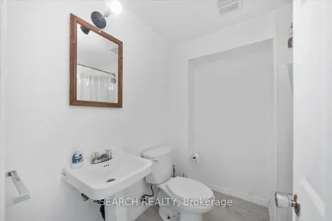 73 Wooliston Brampton ON L6Y 4J4