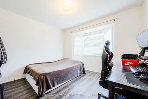 43 Personna Circle Brampton ON L6X 0S9