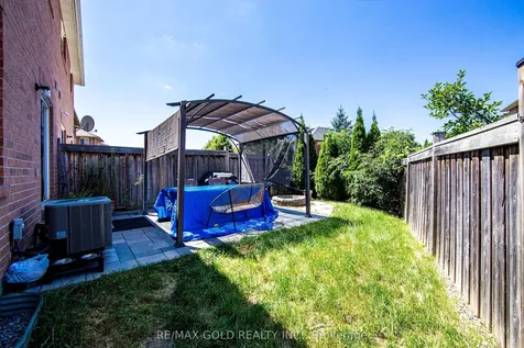 43 Personna Circle Brampton ON L6X 0S9