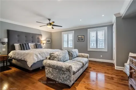 2069 Victoria Avenue Burlington ON L7R 1R5