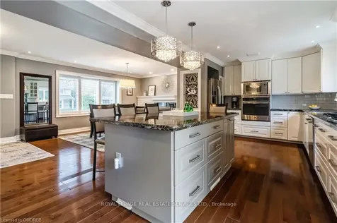 2069 Victoria Avenue Burlington ON L7R 1R5