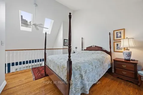 473 Blathwayte Lane Burlington ON L7S 1Y4