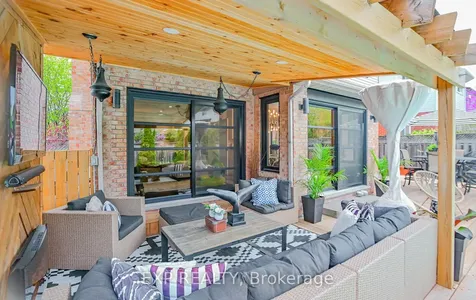 2189 Bader Crescent Burlington ON L7P 4N4