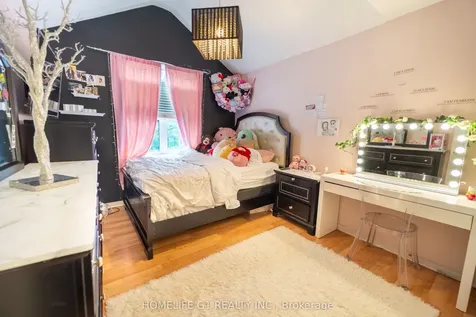 361 Edenbrook Hill Drive Brampton ON L7A 2N4