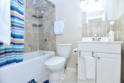 25 Aldersgate Drive Brampton ON L7A 0B5