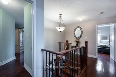 Crescent Brampton ON L7A 2E8