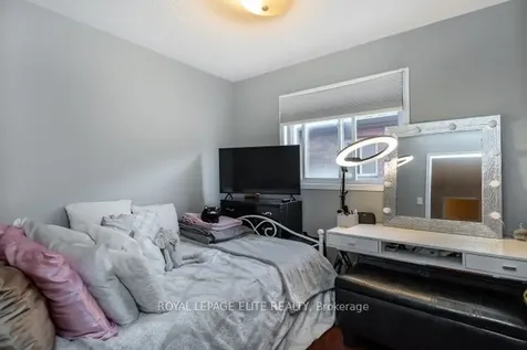 Crescent Brampton ON L7A 2E8