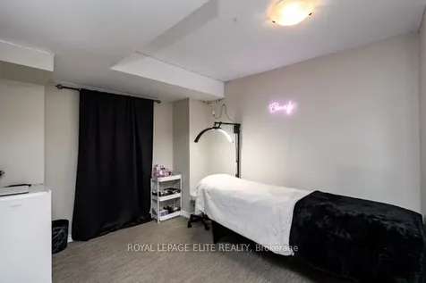 Crescent Brampton ON L7A 2E8