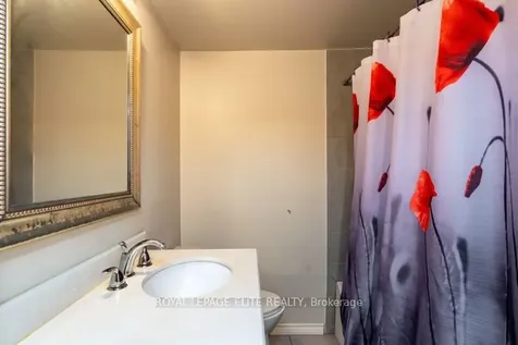 Crescent Brampton ON L7A 2E8