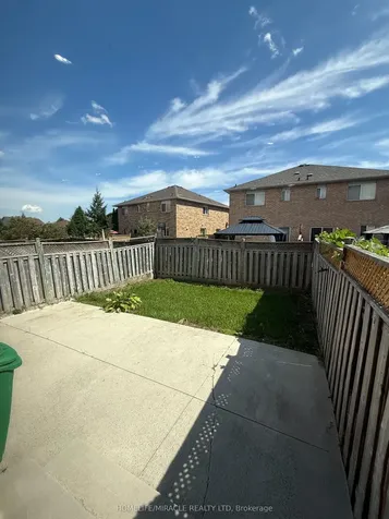 19 Garibaldi Drive Brampton ON L6X 4Y7