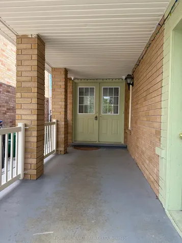 19 Garibaldi Drive Brampton ON L6X 4Y7