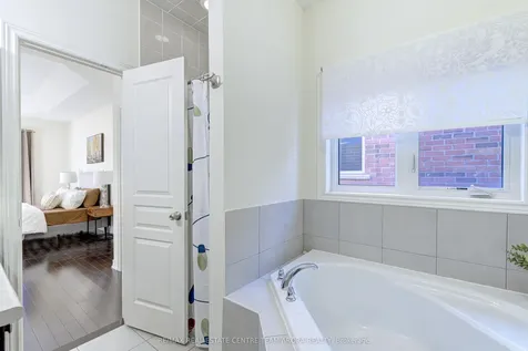 54 Allegro Drive Brampton ON L6Y 5Y6