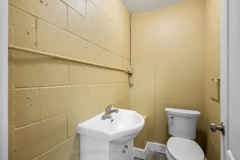 94 Kenhar Drive Toronto ON M9L 1N2