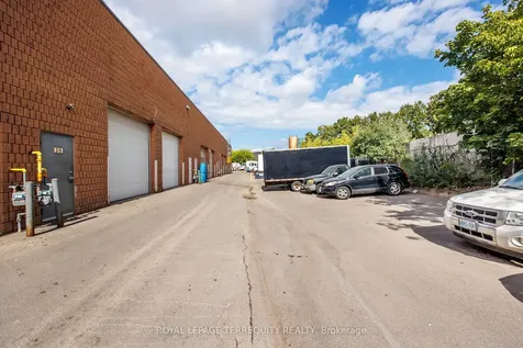 94 Kenhar Drive Toronto ON M9L 1N2