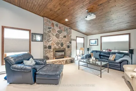 275 Alexander Court Burlington ON L7R 4G1