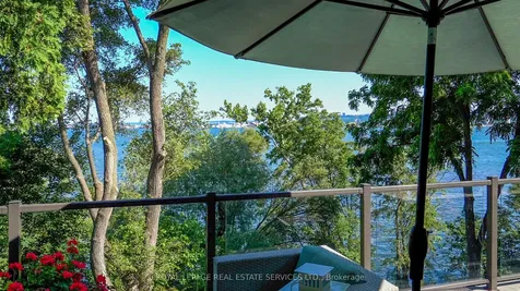 868 Danforth Place Burlington ON L7T 1S2