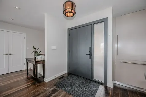 868 Danforth Place Burlington ON L7T 1S2