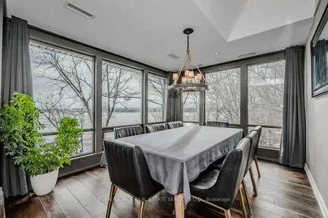 868 Danforth Place Burlington ON L7T 1S2