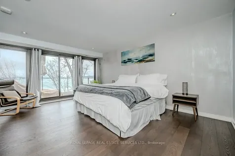 868 Danforth Place Burlington ON L7T 1S2