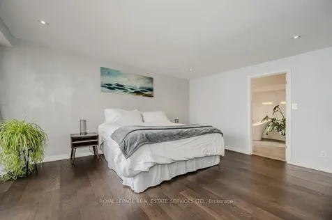 868 Danforth Place Burlington ON L7T 1S2